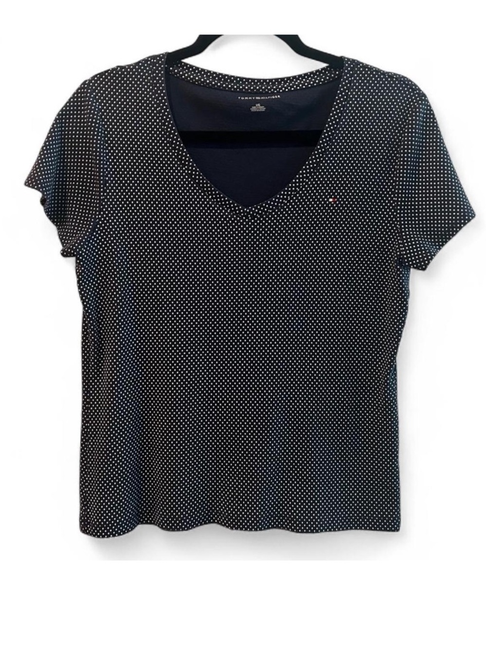 Tommy Hilfiger Navy + White Polka Dot Vneck Shirt Preppy Quiet Luxury Large